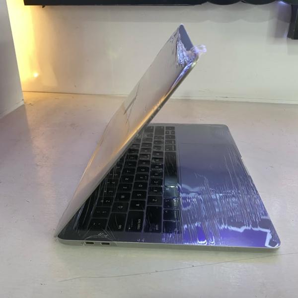 Apple MacBook Pro 2019 – UK Used